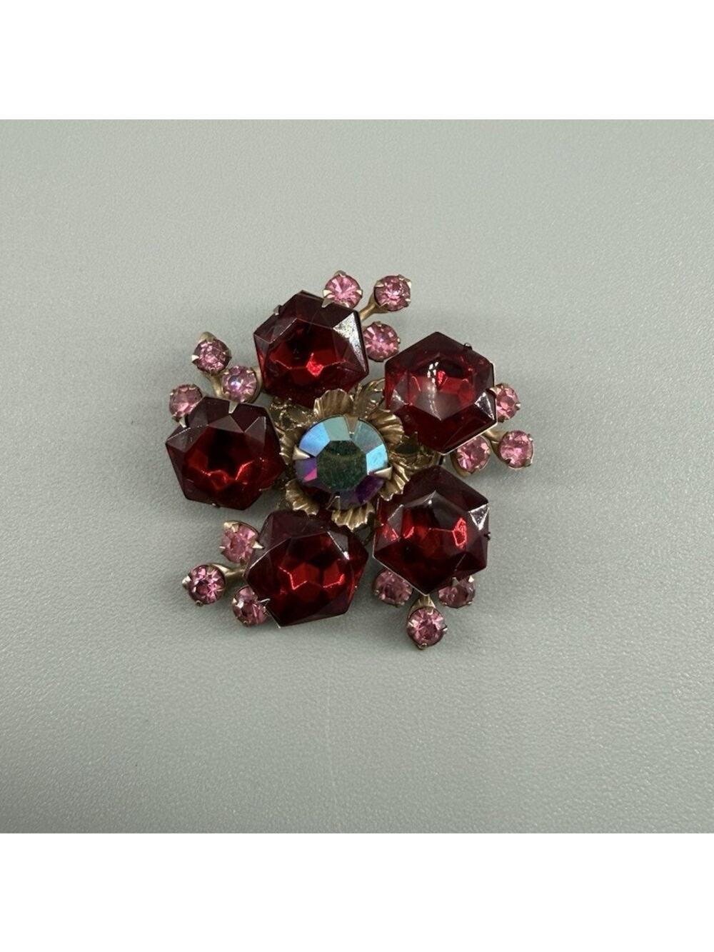Vintage Red & Aurora Borealis Rhinestone Floral Starburst Brooch Gold Tone Pink